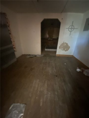 629 SW 7th St, Premont, TX 78375