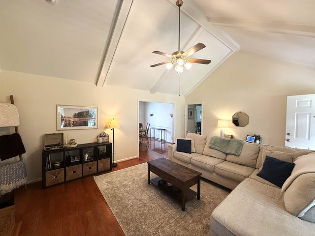 2305 Darden Dr., Florence, SC 29501