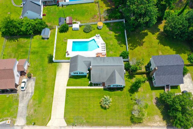 2305 Darden Dr., Florence, SC 29501
