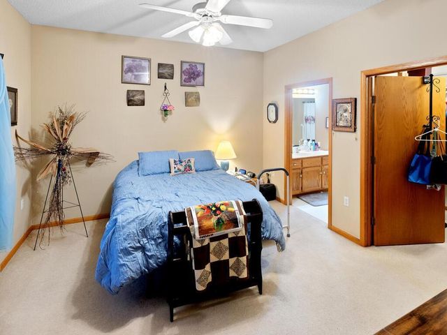 10137 Karston Cove NE, Albertville, MN 55301