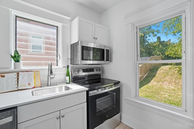 3317 Bevis Avenue, Cincinnati, OH 45207