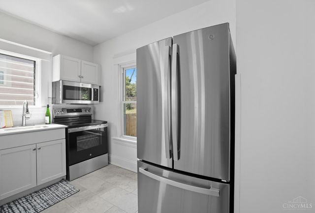 3317 Bevis Avenue, Cincinnati, OH 45207