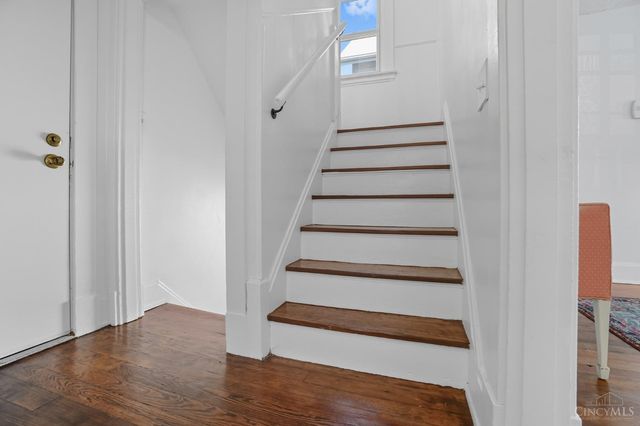 3317 Bevis Avenue, Cincinnati, OH 45207