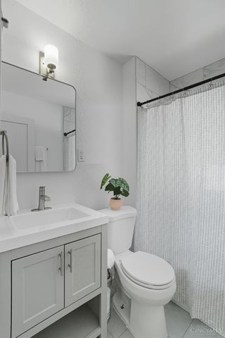 3317 Bevis Avenue, Cincinnati, OH 45207