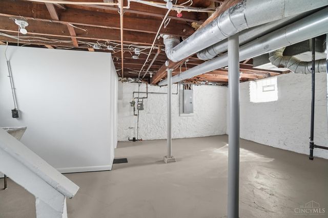 3317 Bevis Avenue, Cincinnati, OH 45207