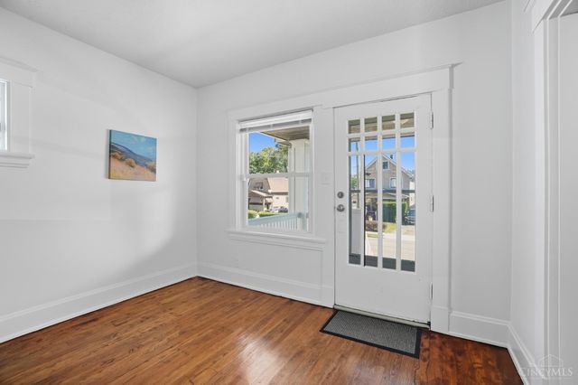 3317 Bevis Avenue, Cincinnati, OH 45207