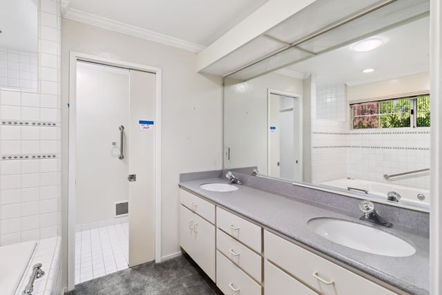 2953 Leta Ln, Sacramento, CA 95821