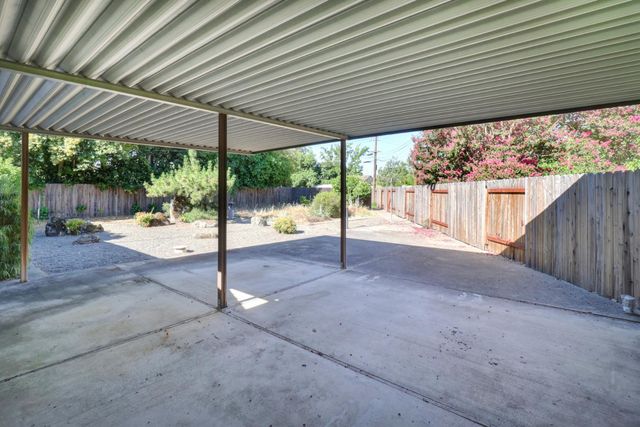 2953 Leta Ln, Sacramento, CA 95821