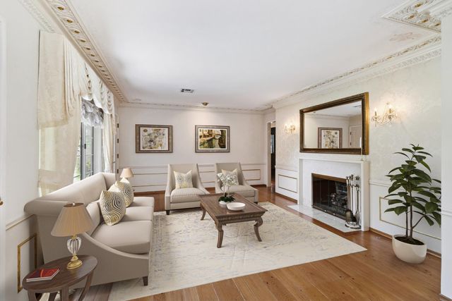 2953 Leta Ln, Sacramento, CA 95821