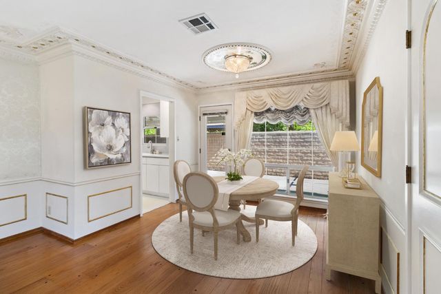 2953 Leta Ln, Sacramento, CA 95821