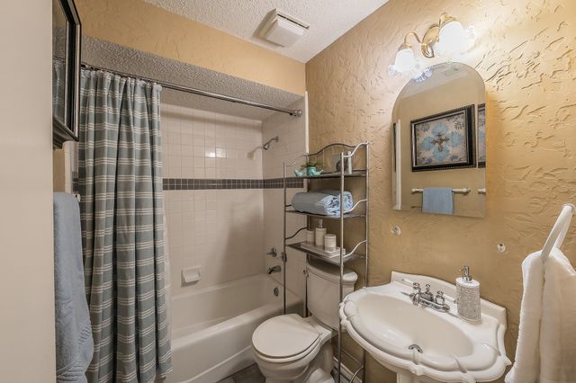 536 N Briery Road, Irving, TX 75061
