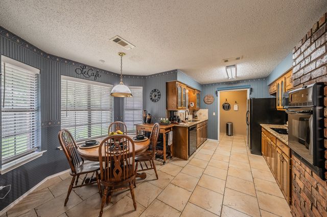 536 N Briery Road, Irving, TX 75061