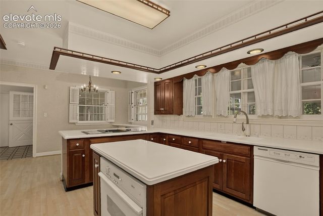 5 El Encanto Drive, Colorado Springs, CO 80906
