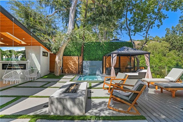 22263 Flanco, Woodland Hills, CA 91364