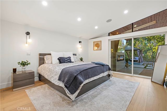 22263 Flanco, Woodland Hills, CA 91364