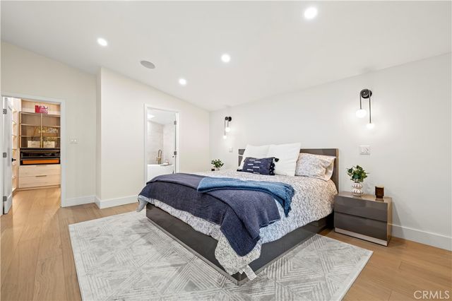 22263 Flanco, Woodland Hills, CA 91364