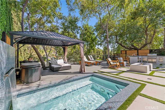 22263 Flanco, Woodland Hills, CA 91364