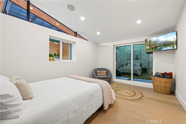 22263 Flanco, Woodland Hills, CA 91364