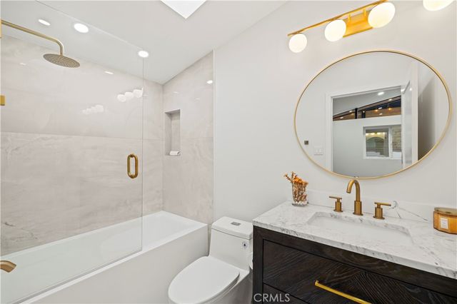 22263 Flanco, Woodland Hills, CA 91364