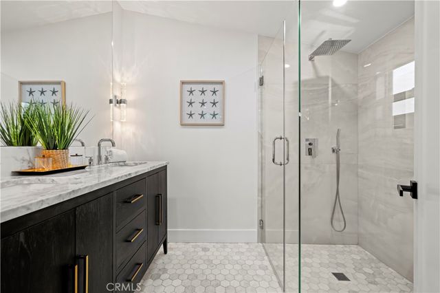 22263 Flanco, Woodland Hills, CA 91364