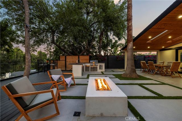22263 Flanco, Woodland Hills, CA 91364