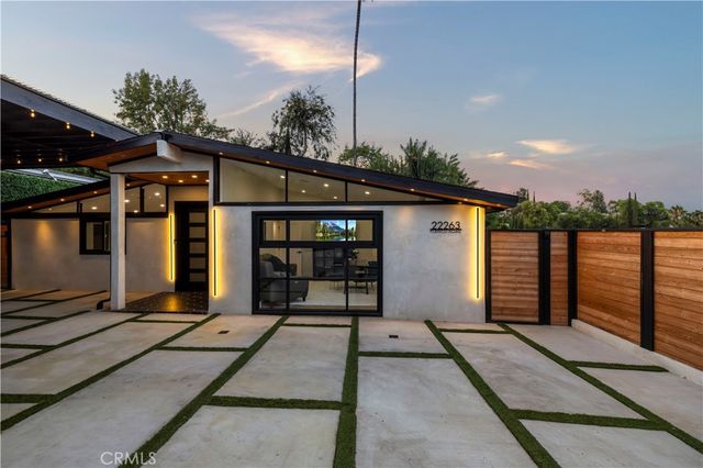 22263 Flanco, Woodland Hills, CA 91364