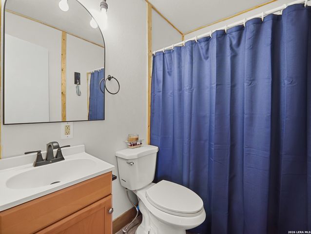 429 Palo Alto, Von Ormy, TX 78073