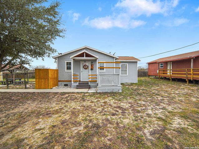 429 Palo Alto, Von Ormy, TX 78073