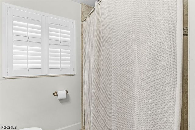 5129 York CT, Cape Coral, FL 33904