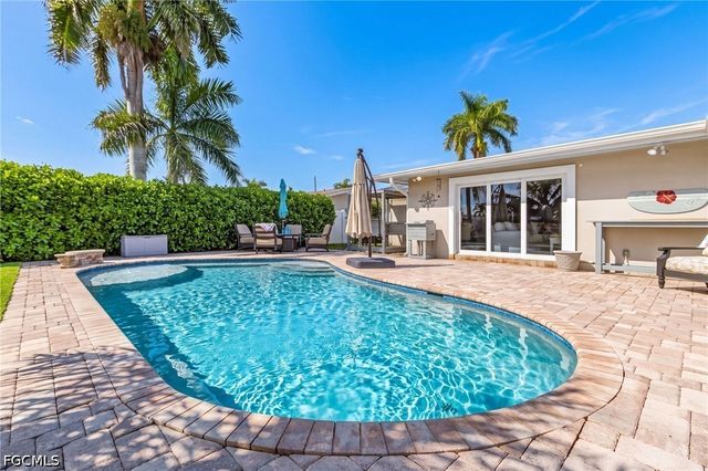 5129 York CT, Cape Coral, FL 33904