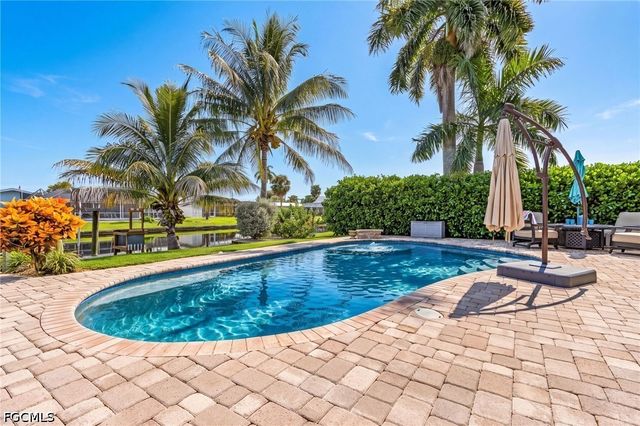 5129 York CT, Cape Coral, FL 33904