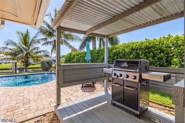 5129 York CT, Cape Coral, FL 33904