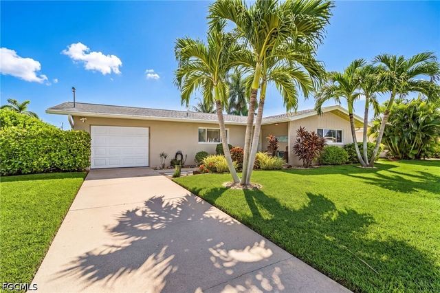 5129 York CT, Cape Coral, FL 33904