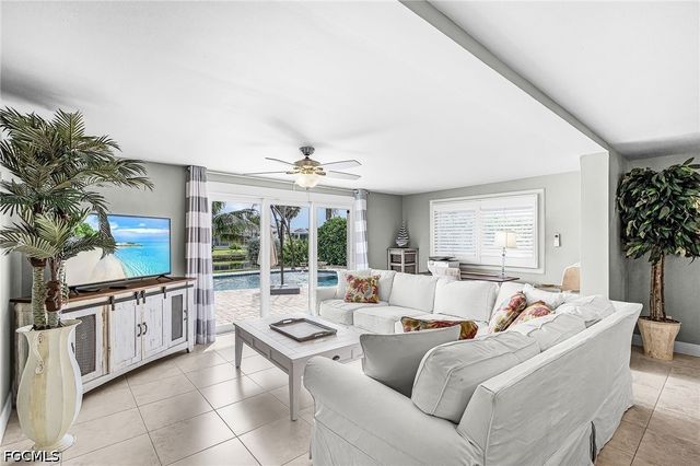 5129 York CT, Cape Coral, FL 33904