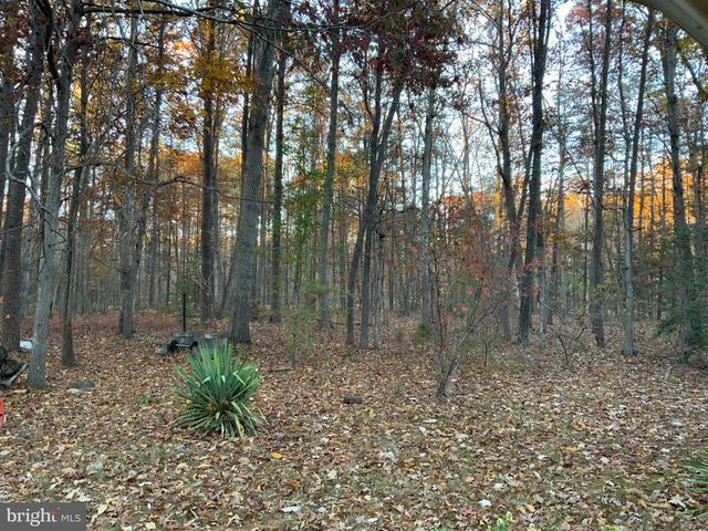 9000 FOX RUN DR, Spotsylvania, VA 22551