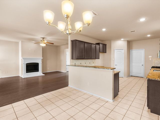9912 FOX SQUIRREL Trail, Mckinney, TX 75071