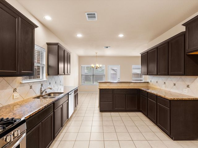 9912 FOX SQUIRREL Trail, Mckinney, TX 75071