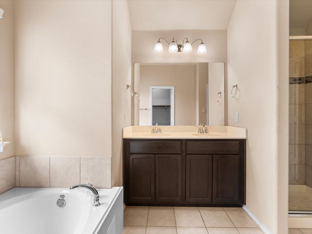 9912 FOX SQUIRREL Trail, Mckinney, TX 75071