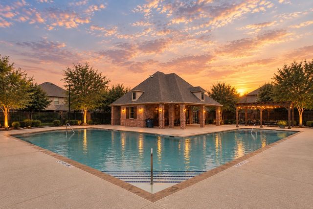 9912 FOX SQUIRREL Trail, Mckinney, TX 75071