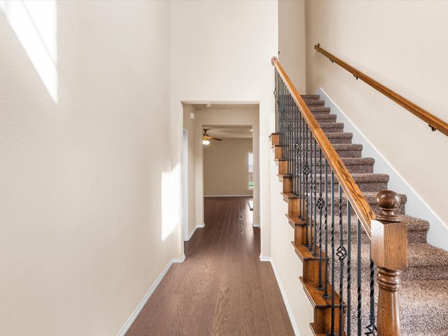 9912 FOX SQUIRREL Trail, Mckinney, TX 75071