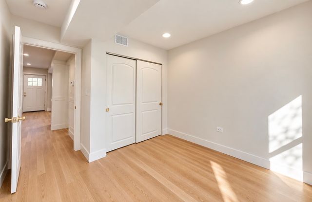 2426 S Homan Avenue, Chicago, IL 60623