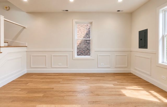 2426 S Homan Avenue, Chicago, IL 60623