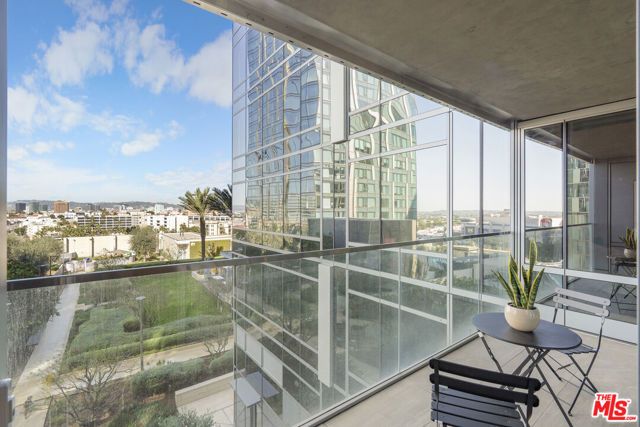 877 Francisco Street 1116, Los Angeles, CA 90017