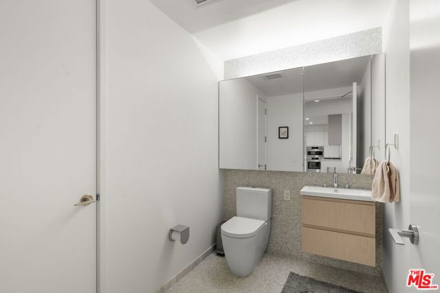 877 Francisco Street 1116, Los Angeles, CA 90017