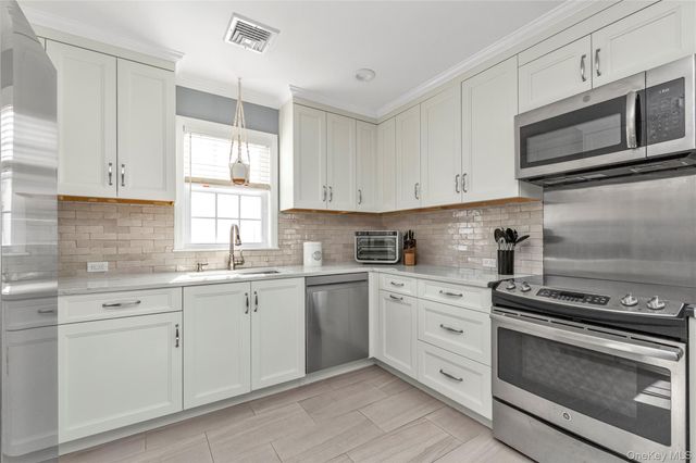 867 Preston Road, East Meadow, NY 11554