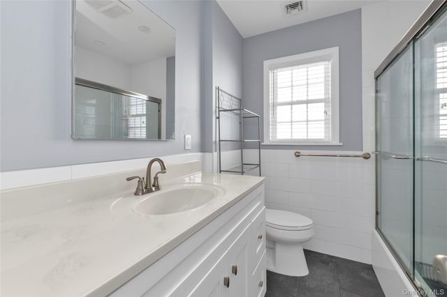 867 Preston Road, East Meadow, NY 11554