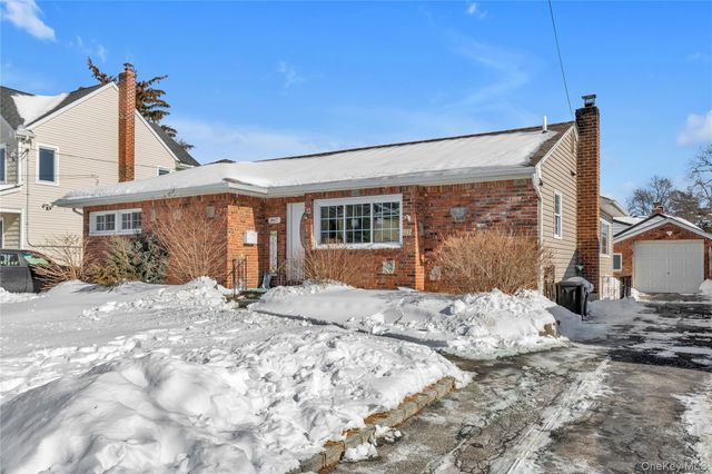 867 Preston Road, East Meadow, NY 11554