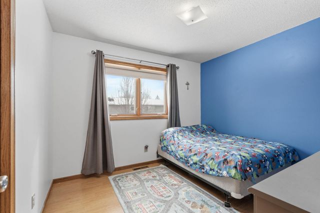 8936 Norwood Lane N, Maple Grove, MN 55369