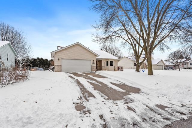 8936 Norwood Lane N, Maple Grove, MN 55369