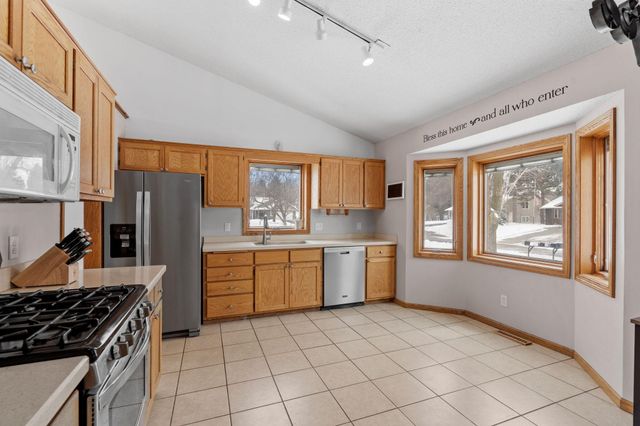 8936 Norwood Lane N, Maple Grove, MN 55369